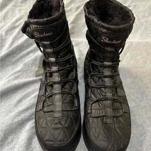 Skechers Black Quilted Boots Sz 10